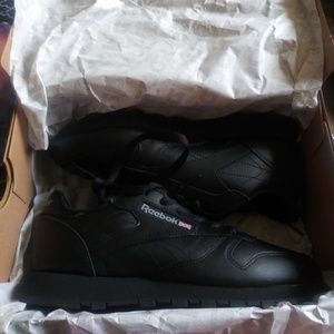 Womens Reebok Classic